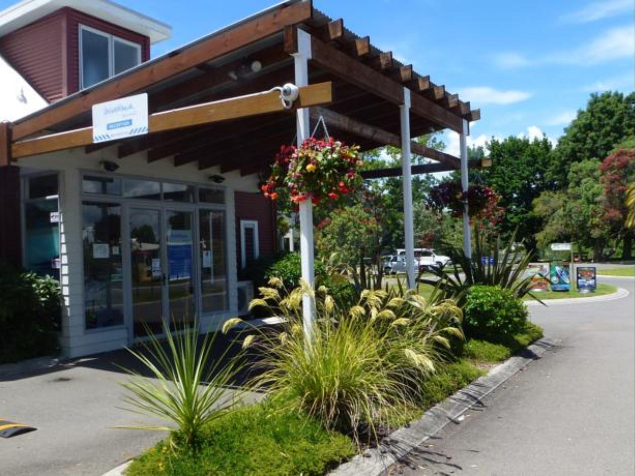 Ramada Resort By Wyndham Rotorua Marama Exterior foto